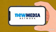 Pendiri Persrilis.com Budi Purnomo Karjodihardjo saat mengumumkan kemitraan distribusi press release digital bersama New Media Network (NMN) di Jakarta. (Dok. Persrilis.com)
